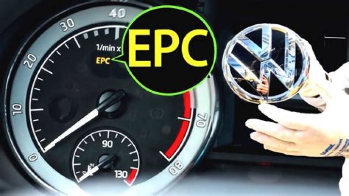 Can low oil cause knocking?