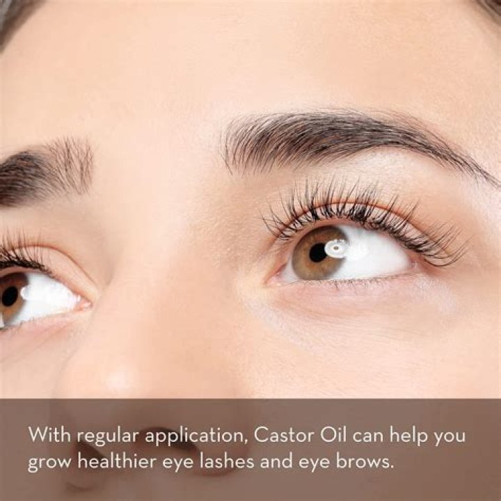 Does castor oil really thicken eyebrows?