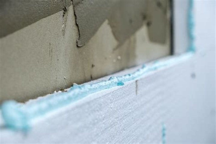 Does internal wall insulation cause condensation?