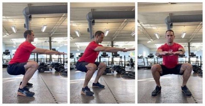 How many squats should I do a day for a bigger bum?