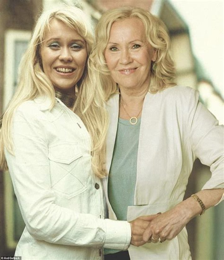 How tall is Agnetha Fältskog?