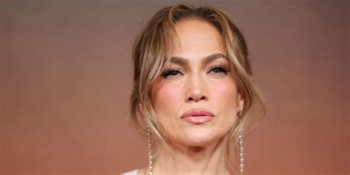 Is Jennifer Lopez hair real?