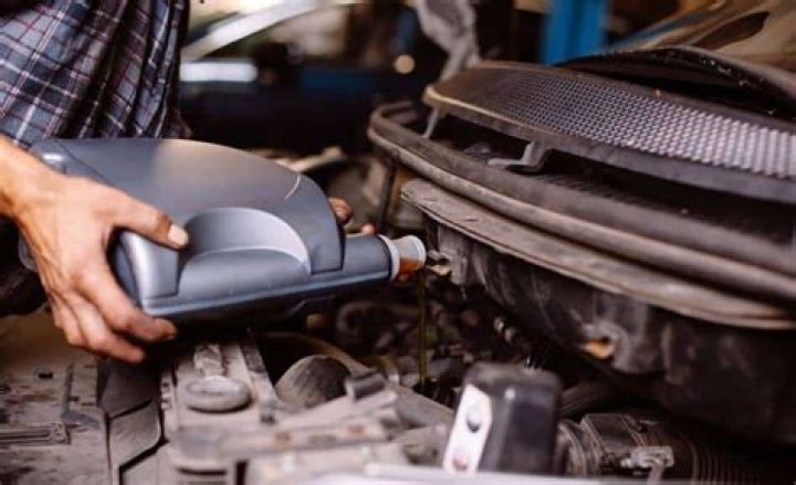 Will your car shake if you need an oil change?